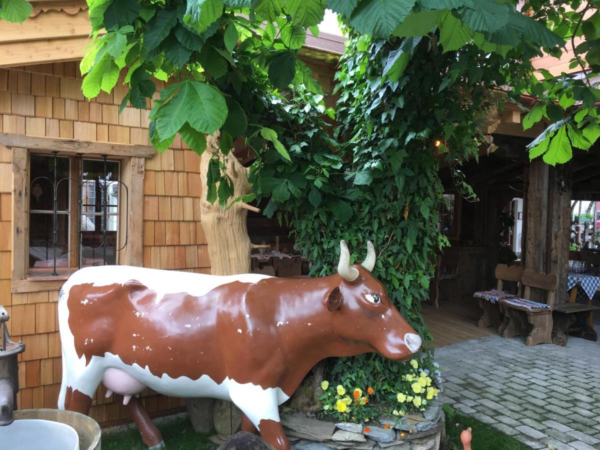 Gasthof Zacherlbraeu Bruck an der Grossglocknerstrasse Bagian luar foto
