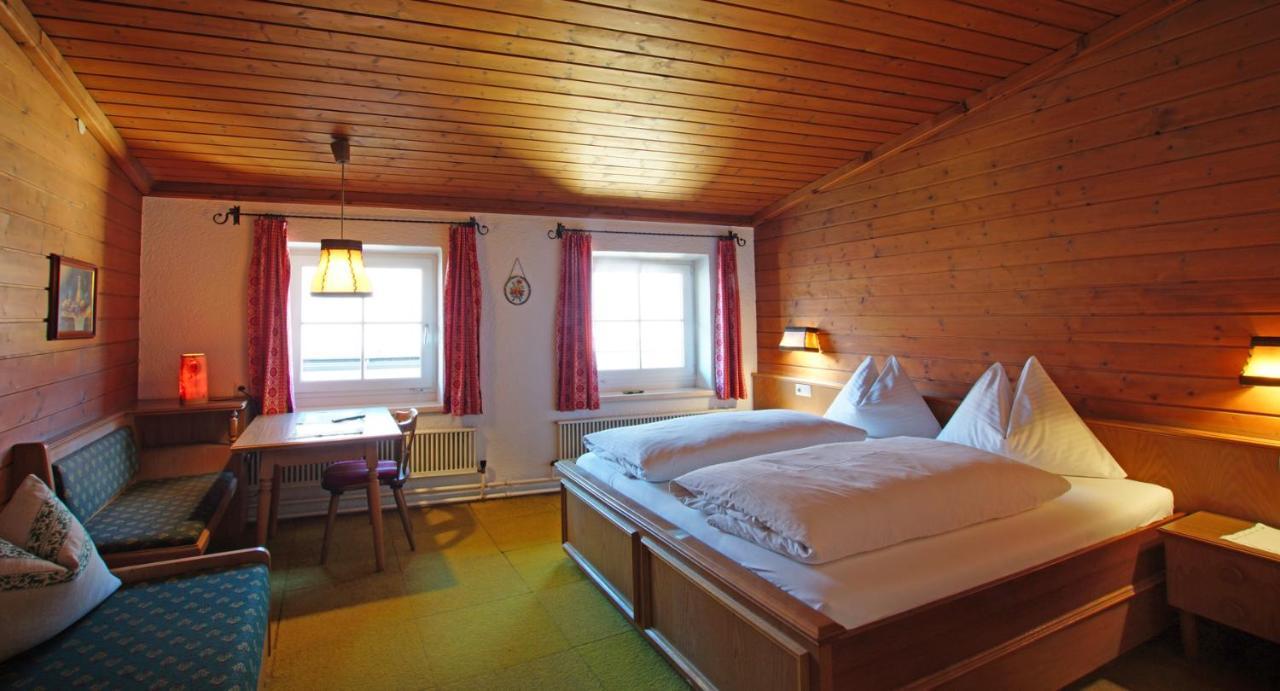 Gasthof Zacherlbraeu Bruck an der Grossglocknerstrasse Bagian luar foto